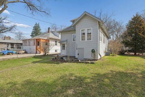Tiny photo for 3810 Maple Avenue, Brookfield, IL 60513 (MLS # 12611553)