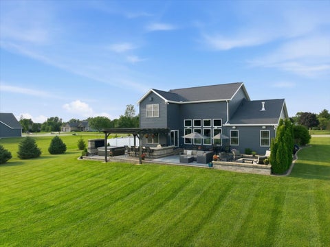 Tiny photo for 9571 Crossbow Drive, Bloomington, IL 61705 (MLS # 12718120)