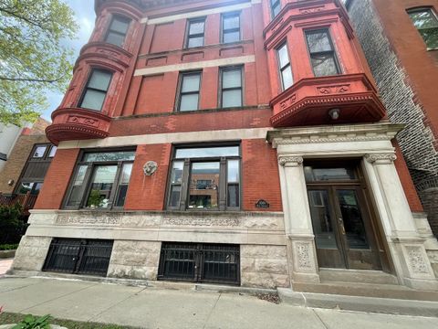 1049 W ALTGELD Street 1A Chicago IL 60614