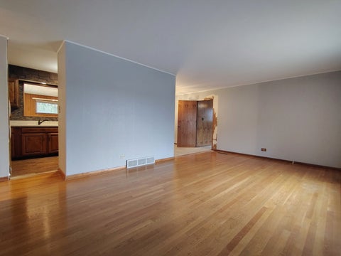 Tiny photo for 15017 Sunset Avenue, Oak Forest, IL 60452 (MLS # 12764862)