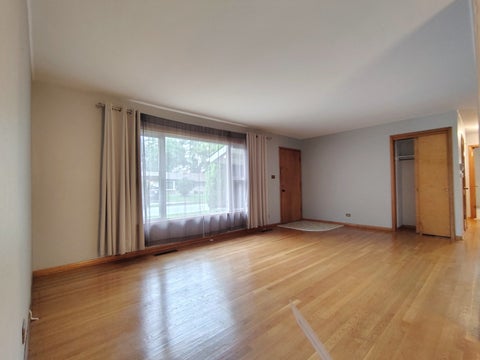 Tiny photo for 15017 Sunset Avenue, Oak Forest, IL 60452 (MLS # 12764862)