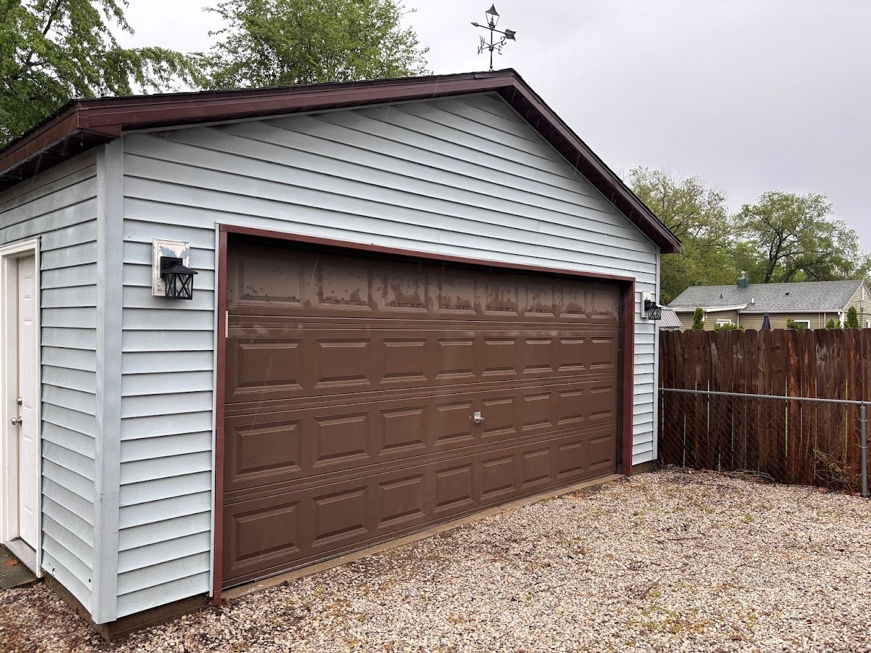 1081 Eastview Drive