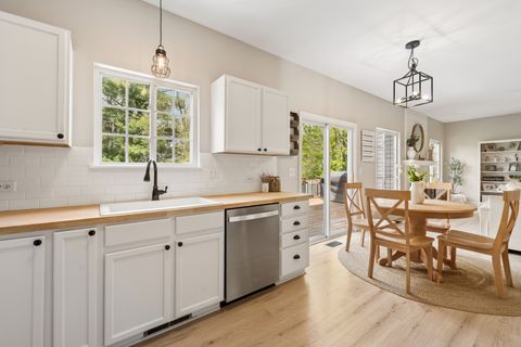 Tiny photo for 2113 Fairview Lane, Woodstock, IL 60098 (MLS # 12624589)