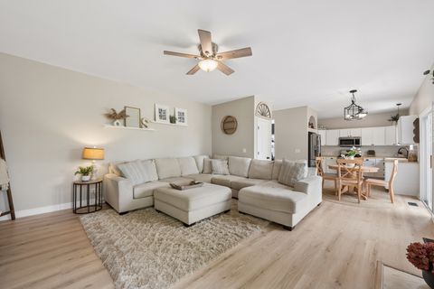 Tiny photo for 2113 Fairview Lane, Woodstock, IL 60098 (MLS # 12624589)