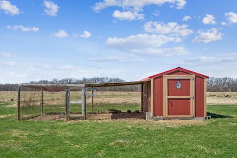 Tiny photo for 3203 148th Avenue, Milan, IL 61264 (MLS # 12595795)