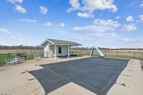 Tiny photo for 3203 148th Avenue, Milan, IL 61264 (MLS # 12595795)