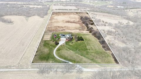 Tiny photo for 3203 148th Avenue, Milan, IL 61264 (MLS # 12595795)