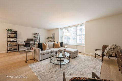Tiny photo for 1325 N State Parkway #11F, Chicago, IL 60610 (MLS # 12504480)