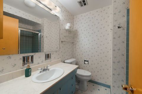 Tiny photo for 910 S Robert Drive, Mount Prospect, IL 60056 (MLS # 12589072)