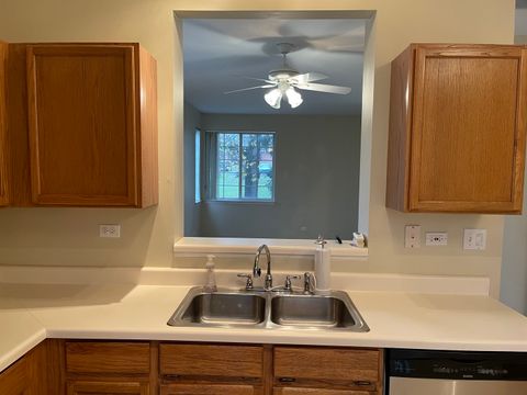 Tiny photo for 48 W Briarwood Drive, Streamwood, IL 60107 (MLS # 12521967)