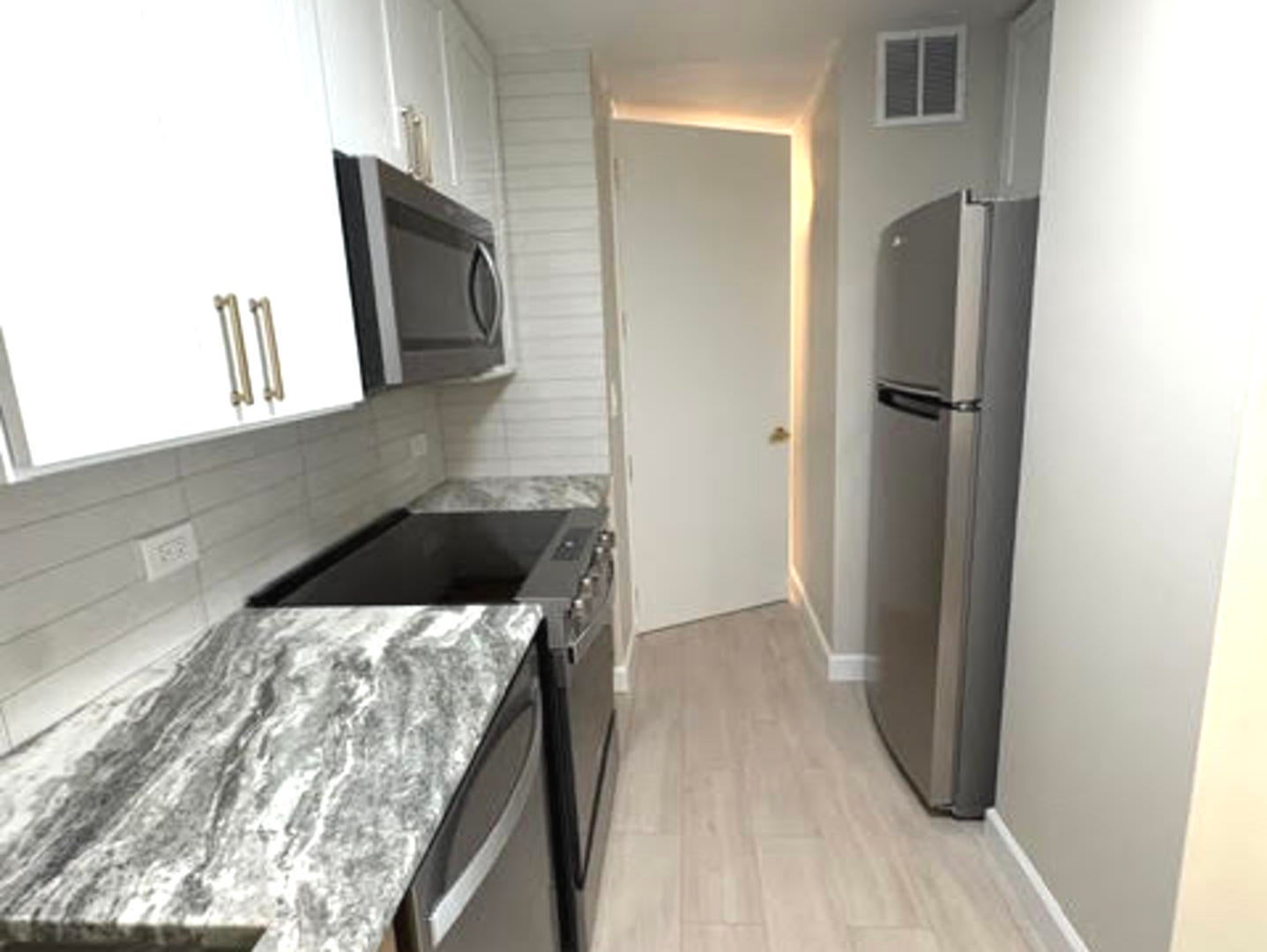 4250 N Marine Drive 1226