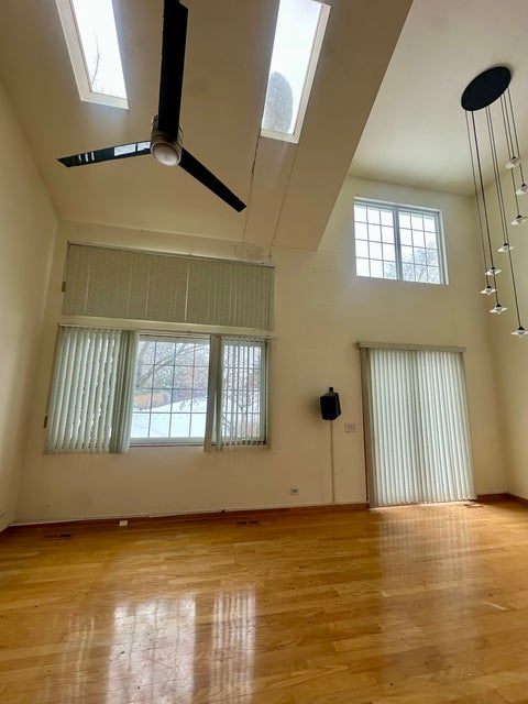 Tiny photo for 2267 Briar Court, Hoffman Estates, IL 60169 (MLS # 12565940)