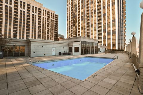 Tiny photo for 1335 S Prairie Avenue #1609, Chicago, IL 60605 (MLS # 12463340)