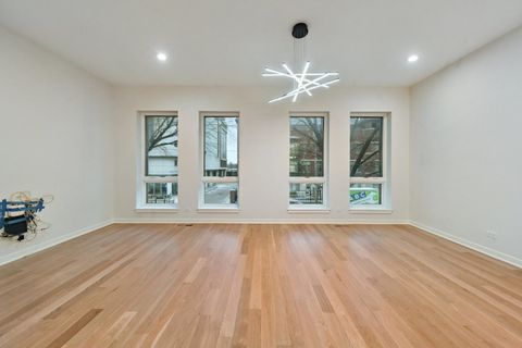 Tiny photo for 1640 S prairie Avenue, Chicago, IL 60616 (MLS # 12538376)