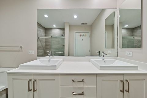 Tiny photo for 1640 S prairie Avenue, Chicago, IL 60616 (MLS # 12538376)