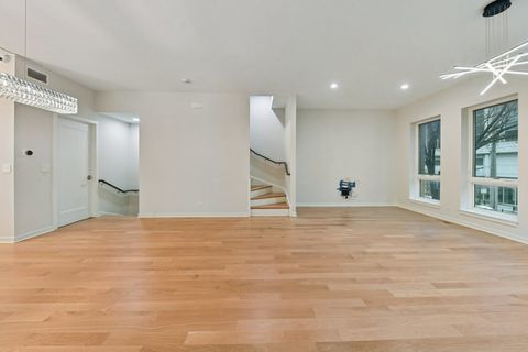 Tiny photo for 1640 S prairie Avenue, Chicago, IL 60616 (MLS # 12538376)