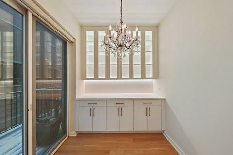 Tiny photo for 1640 S prairie Avenue, Chicago, IL 60616 (MLS # 12538376)