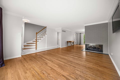 Tiny photo for 19W010 Avenue Normandy East Avenue, Oak Brook, IL 60523 (MLS # 12709116)