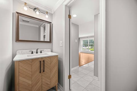 Tiny photo for 19W010 Avenue Normandy East Avenue, Oak Brook, IL 60523 (MLS # 12709116)