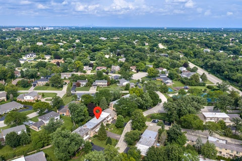 Tiny photo for 19W010 Avenue Normandy East Avenue, Oak Brook, IL 60523 (MLS # 12709116)