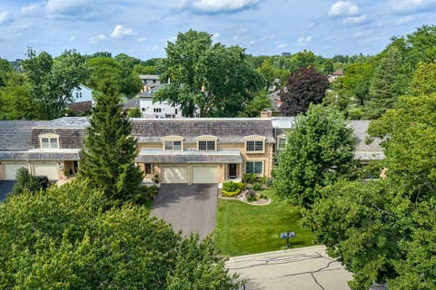 Tiny photo for 19W010 Avenue Normandy East Avenue, Oak Brook, IL 60523 (MLS # 12709116)
