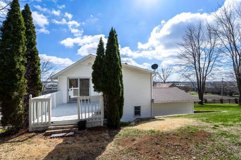 Tiny photo for 6400 Valley Drive, Bettendorf, IA 52722 (MLS # 12611713)