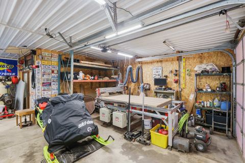 Tiny photo for 6400 Valley Drive, Bettendorf, IA 52722 (MLS # 12611713)