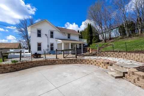 Tiny photo for 6400 Valley Drive, Bettendorf, IA 52722 (MLS # 12611713)