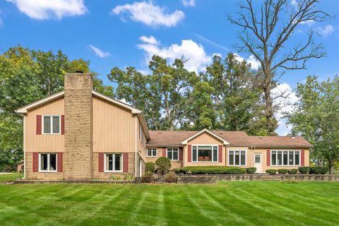 Tiny photo for 590 Timber Lane, Frankfort, IL 60423 (MLS # 12521524)