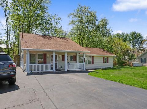 Tiny photo for 5555 Thrush Avenue, Decatur, IL 62521 (MLS # 12628946)