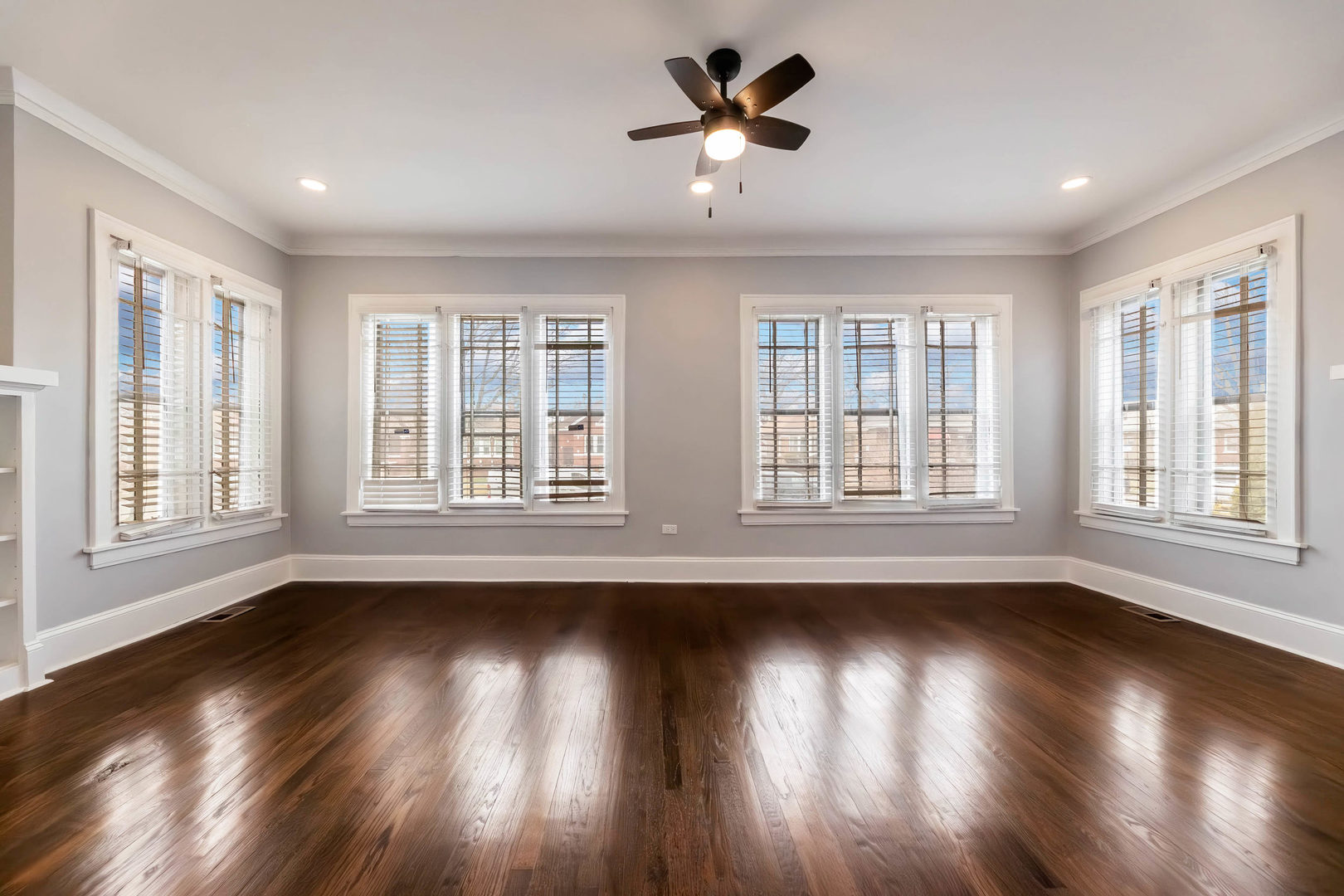 7549 S Michigan Avenue