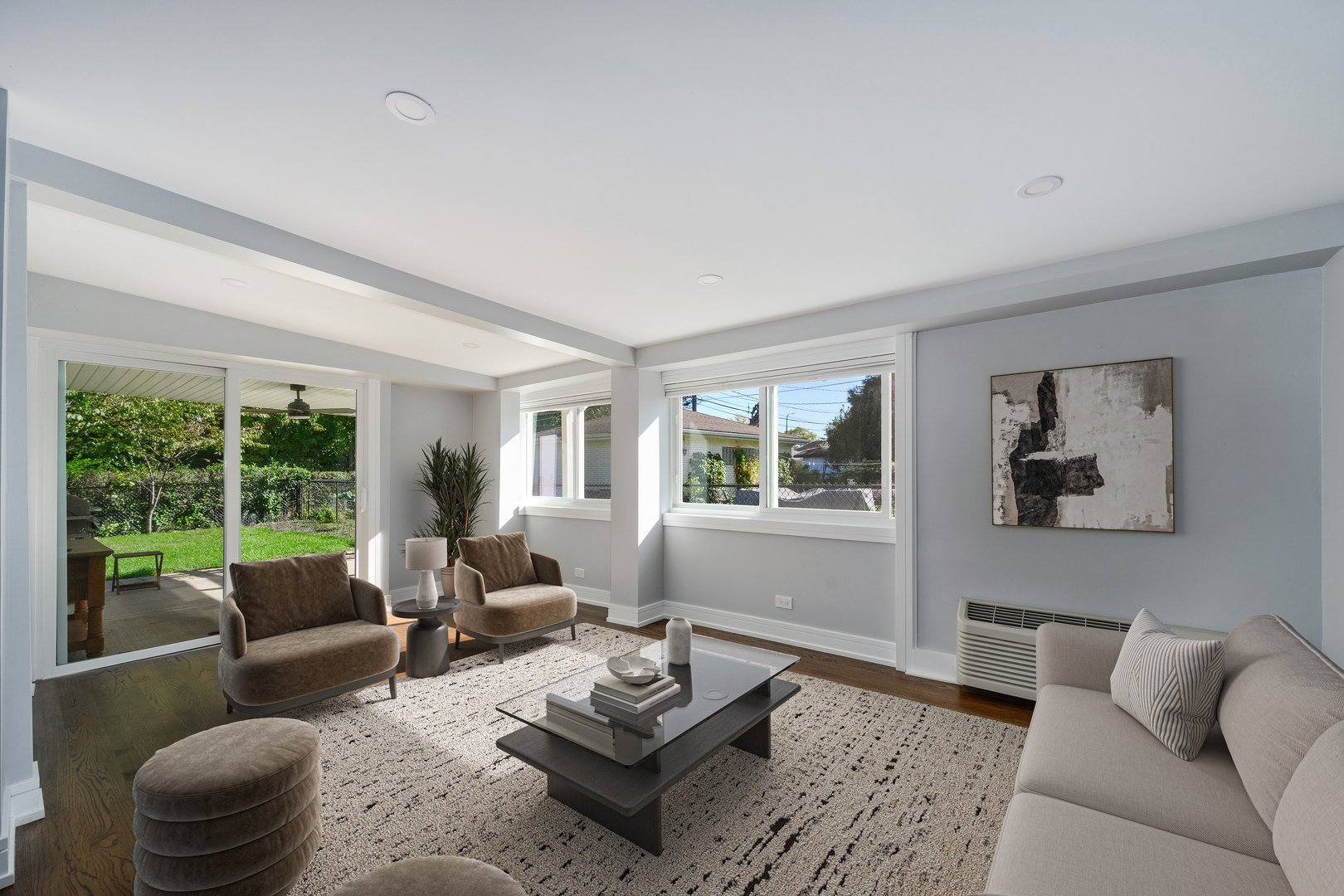 7225 N East Prairie Road