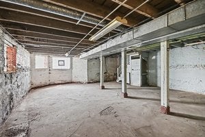 Tiny photo for 6621 S Oakley Avenue, Chicago, IL 60636 (MLS # 12747997)