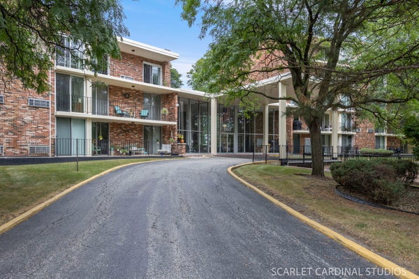 1150 E JACKSON ST APT 2S, LOMBARD, IL 60148 - Image d749e9ada6b4e9701f7c294f0e7007e1/689588282