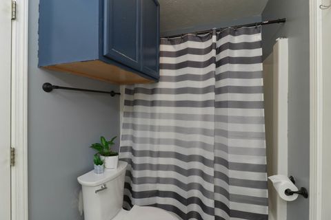 Tiny photo for 1121 Doral Drive, Bloomington, IL 61701 (MLS # 12507609)