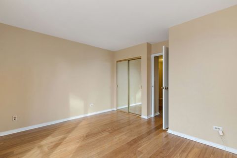 Tiny photo for 111 ACACIA Drive #210, Indian Head Park, IL 60525 (MLS # 12544833)