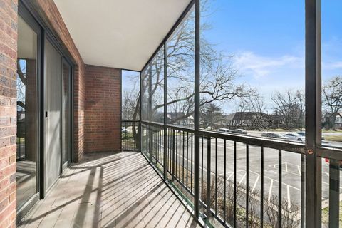 Tiny photo for 111 ACACIA Drive #210, Indian Head Park, IL 60525 (MLS # 12544833)