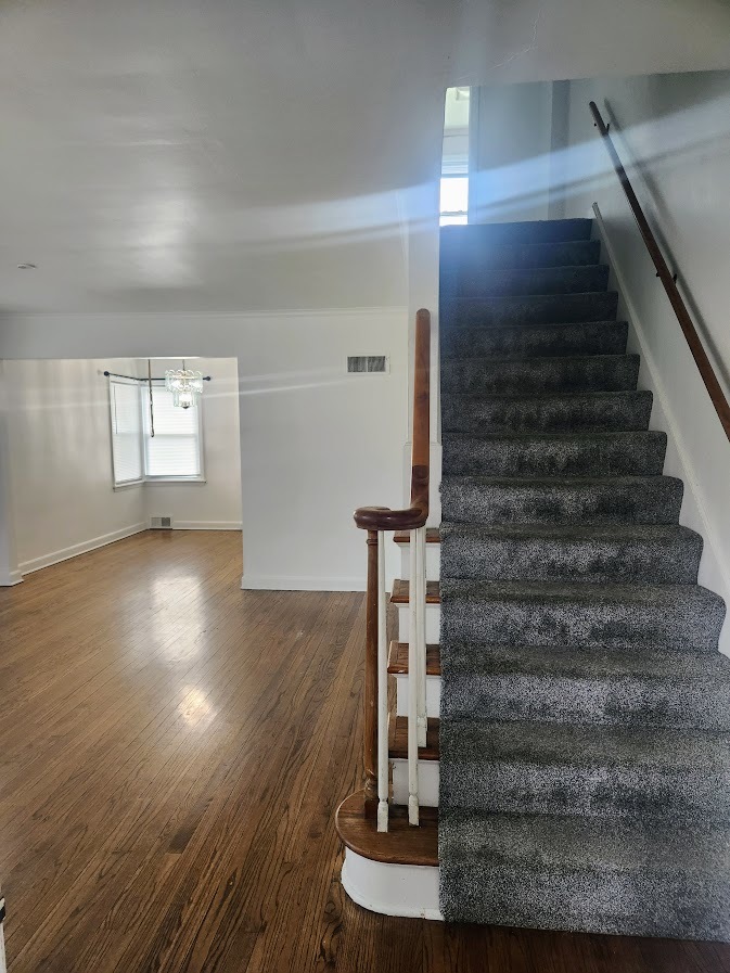 409-11 W Keith Avenue