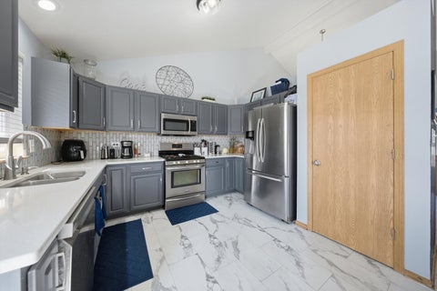 Tiny photo for 5207 Bentgrass Avenue, Richton Park, IL 60471 (MLS # 12754316)