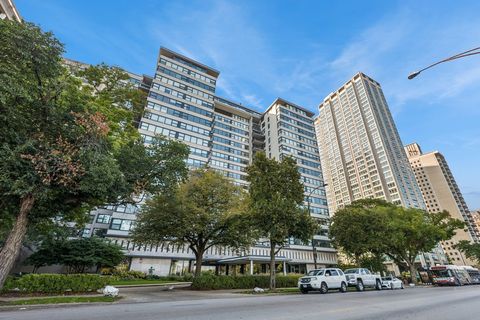 Tiny photo for 3440 N Lake Shore Drive #8C, Chicago, IL 60657 (MLS # 12488185)