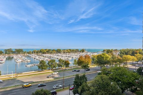 Tiny photo for 3440 N Lake Shore Drive #8C, Chicago, IL 60657 (MLS # 12488185)
