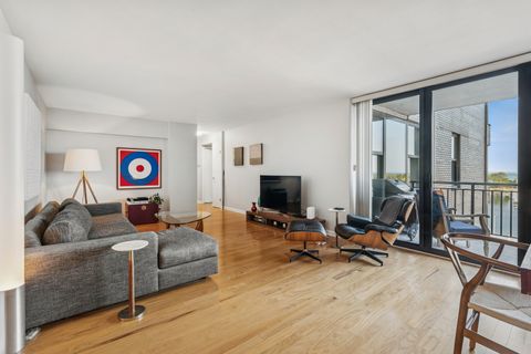 Tiny photo for 3440 N Lake Shore Drive #8C, Chicago, IL 60657 (MLS # 12488185)