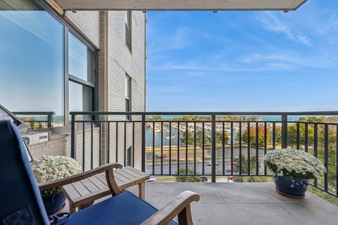 Tiny photo for 3440 N Lake Shore Drive #8C, Chicago, IL 60657 (MLS # 12488185)