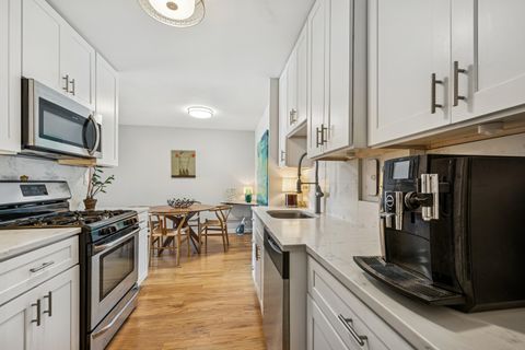Tiny photo for 3440 N Lake Shore Drive #8C, Chicago, IL 60657 (MLS # 12488185)