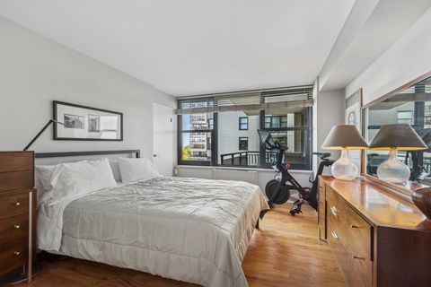 Tiny photo for 3440 N Lake Shore Drive #8C, Chicago, IL 60657 (MLS # 12488185)