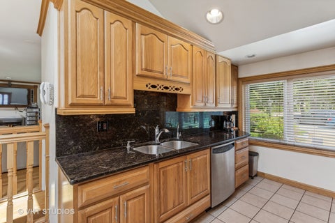 Tiny photo for 5261 Mulford Street, Skokie, IL 60077 (MLS # 12700681)