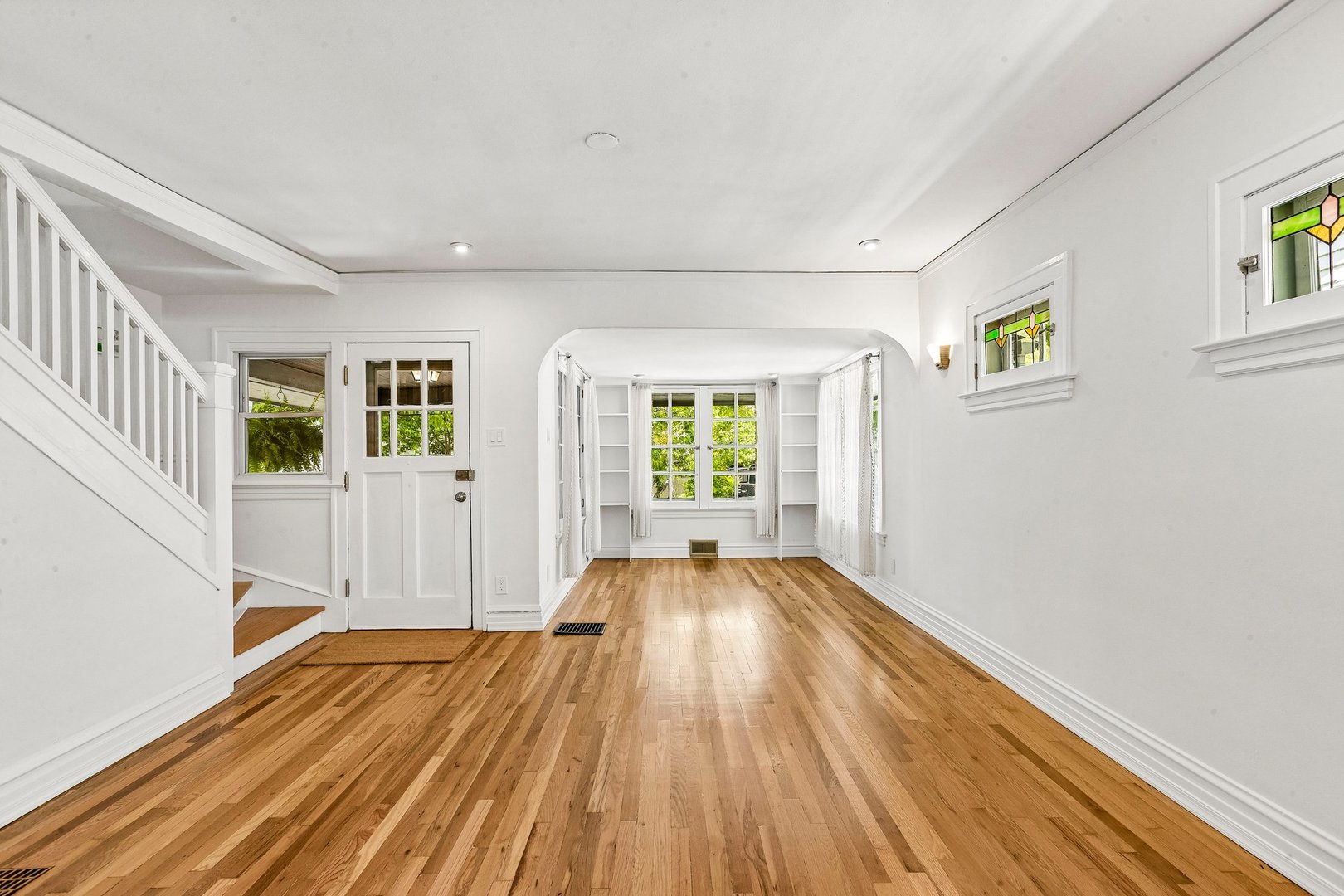 848 Carpenter Avenue