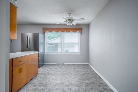 Tiny photo for 3410 Greenbrier Drive, Bettendorf, IA 52722 (MLS # 12639096)