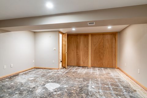 Tiny photo for 3410 Greenbrier Drive, Bettendorf, IA 52722 (MLS # 12639096)