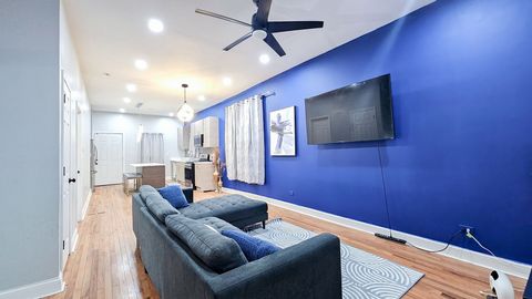 Tiny photo for 907 N Leamington Avenue, Chicago, IL 60651 (MLS # 12623388)